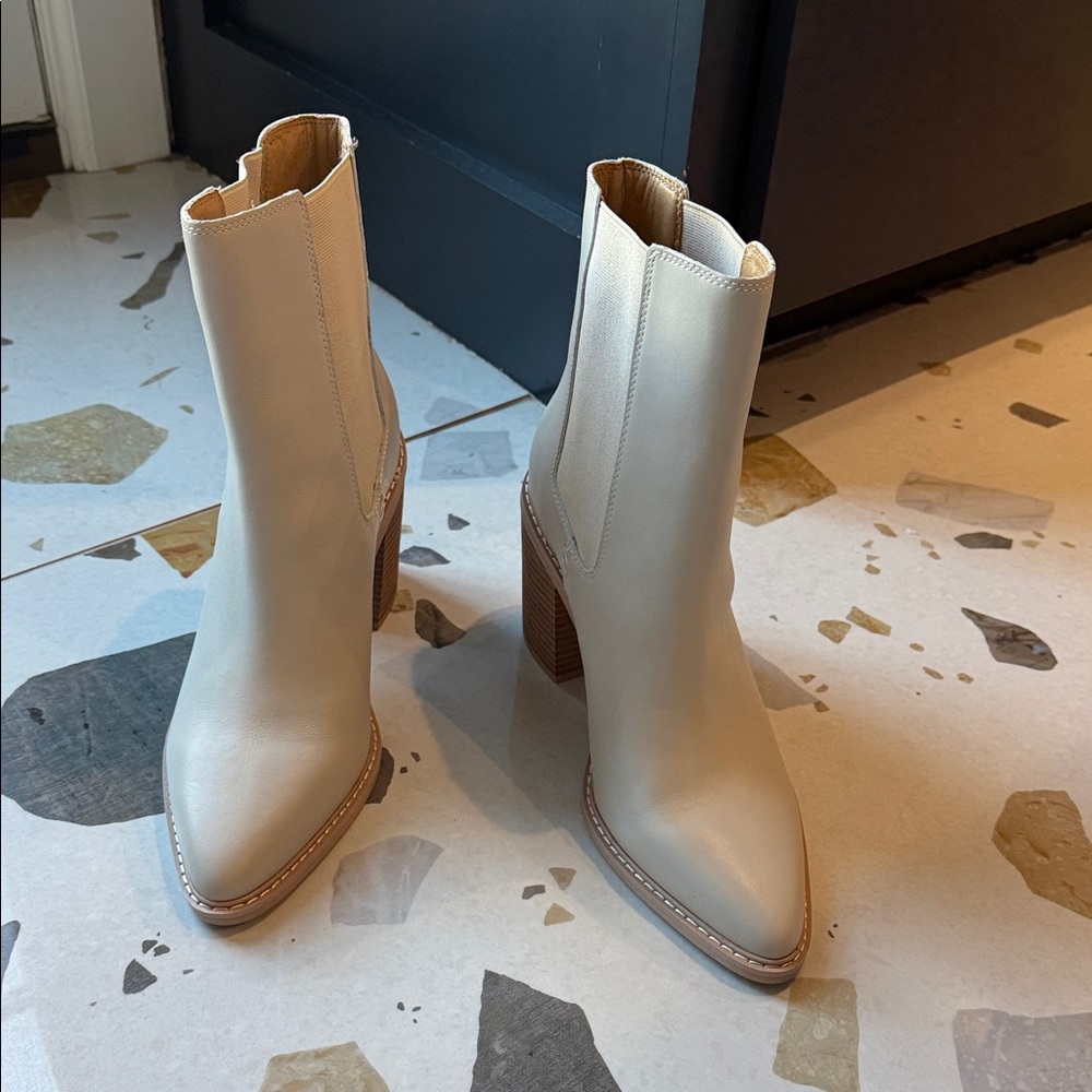 New! Crown Vintage Beige Ankle Boots